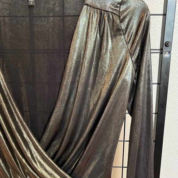 Express Silver Metallic Thong Deep Wrap V-Neck Long Sleeve Bodysuit Small - Picture 4 of 6